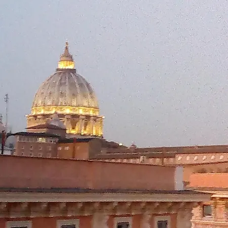 Vatican House Dom wakacyjny